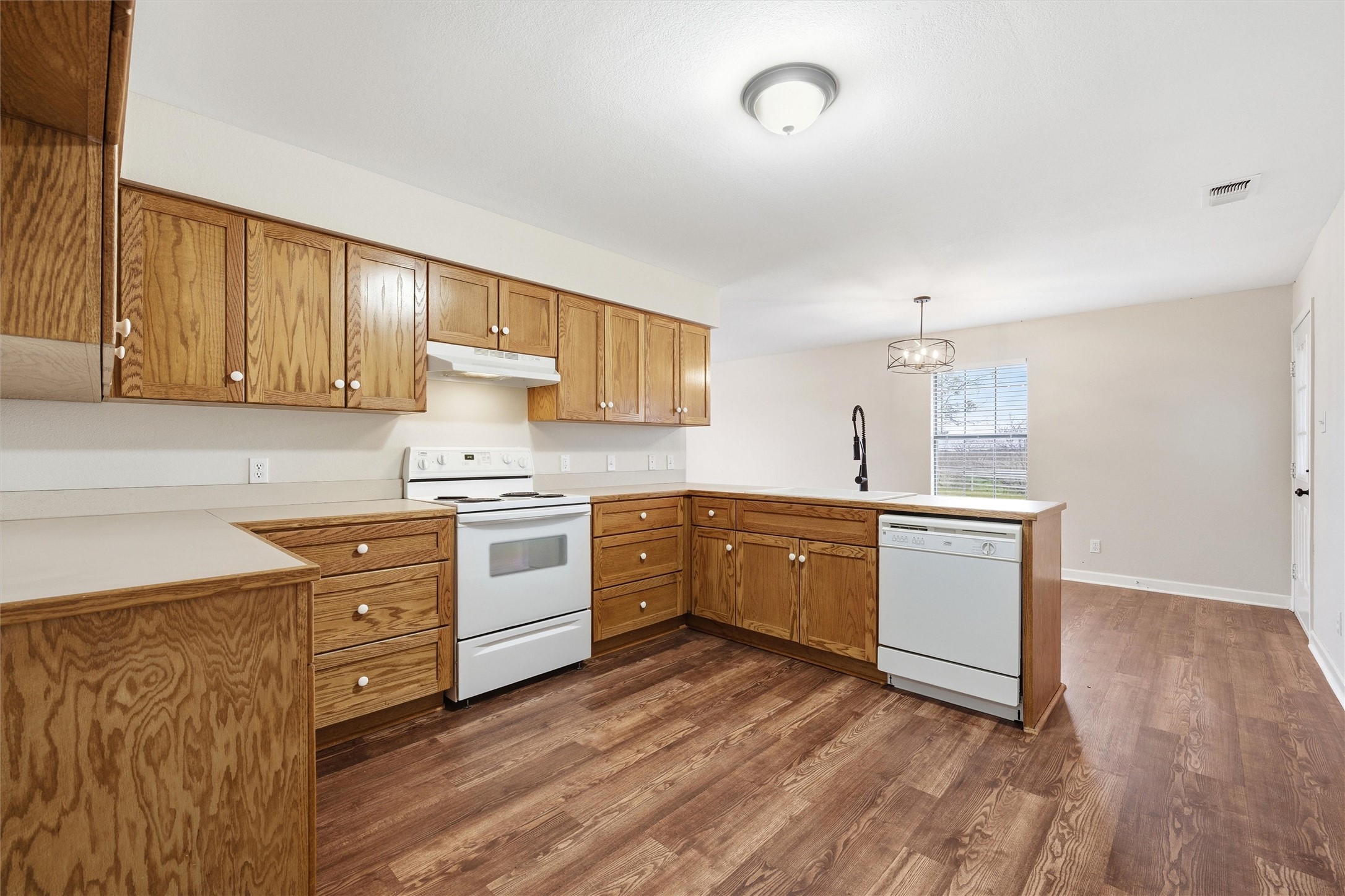 710 Erath Street Meridian TX 76665