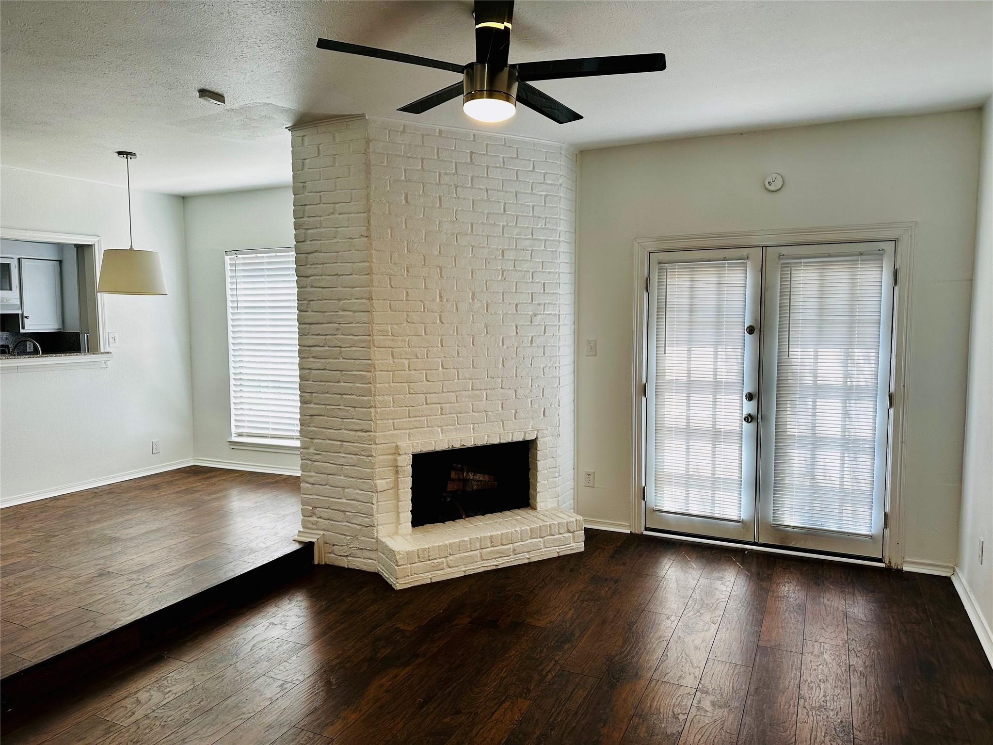 4000 Rawlins Street Dallas TX 75219
