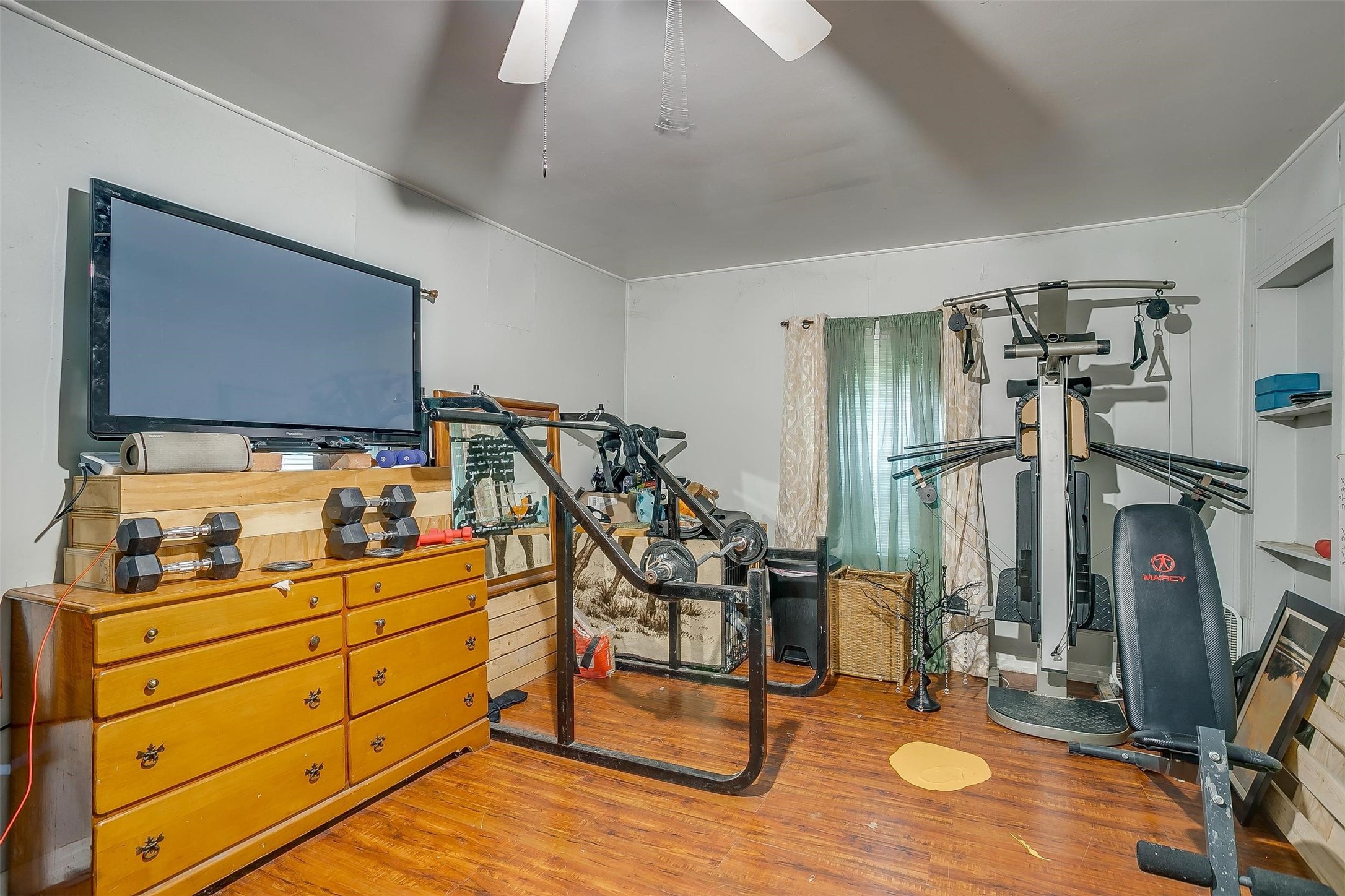 1109 Chase Avenue Cleburne TX 76031