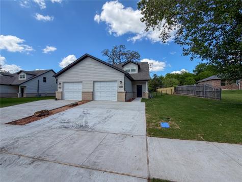 411/ 413 W Dulin Street Sherman TX 75090