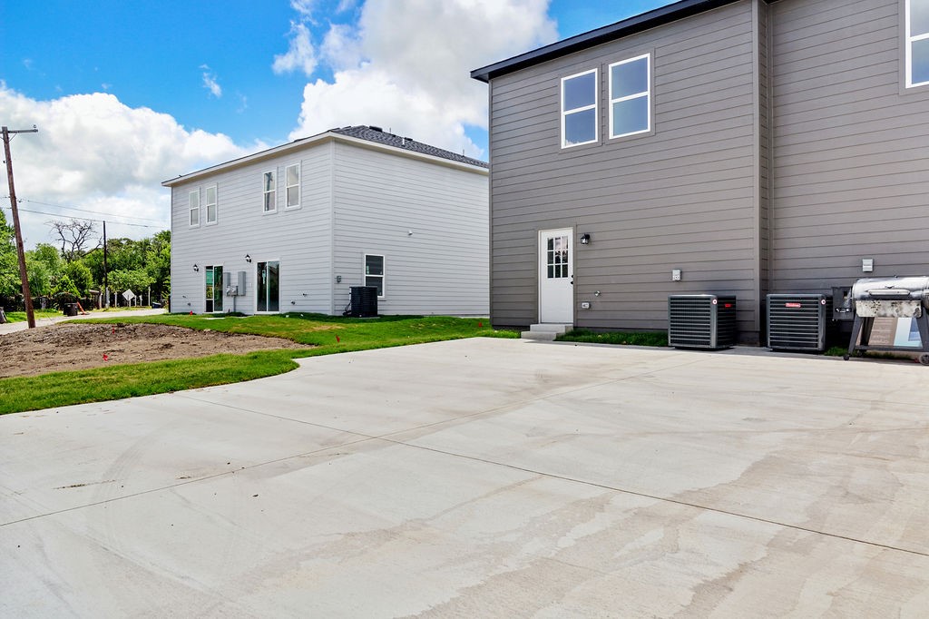 3325 Eastland Street Fort Worth TX 76119