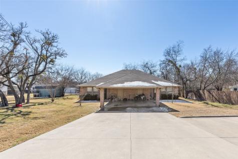 403 W Brady Street Decatur TX 76234