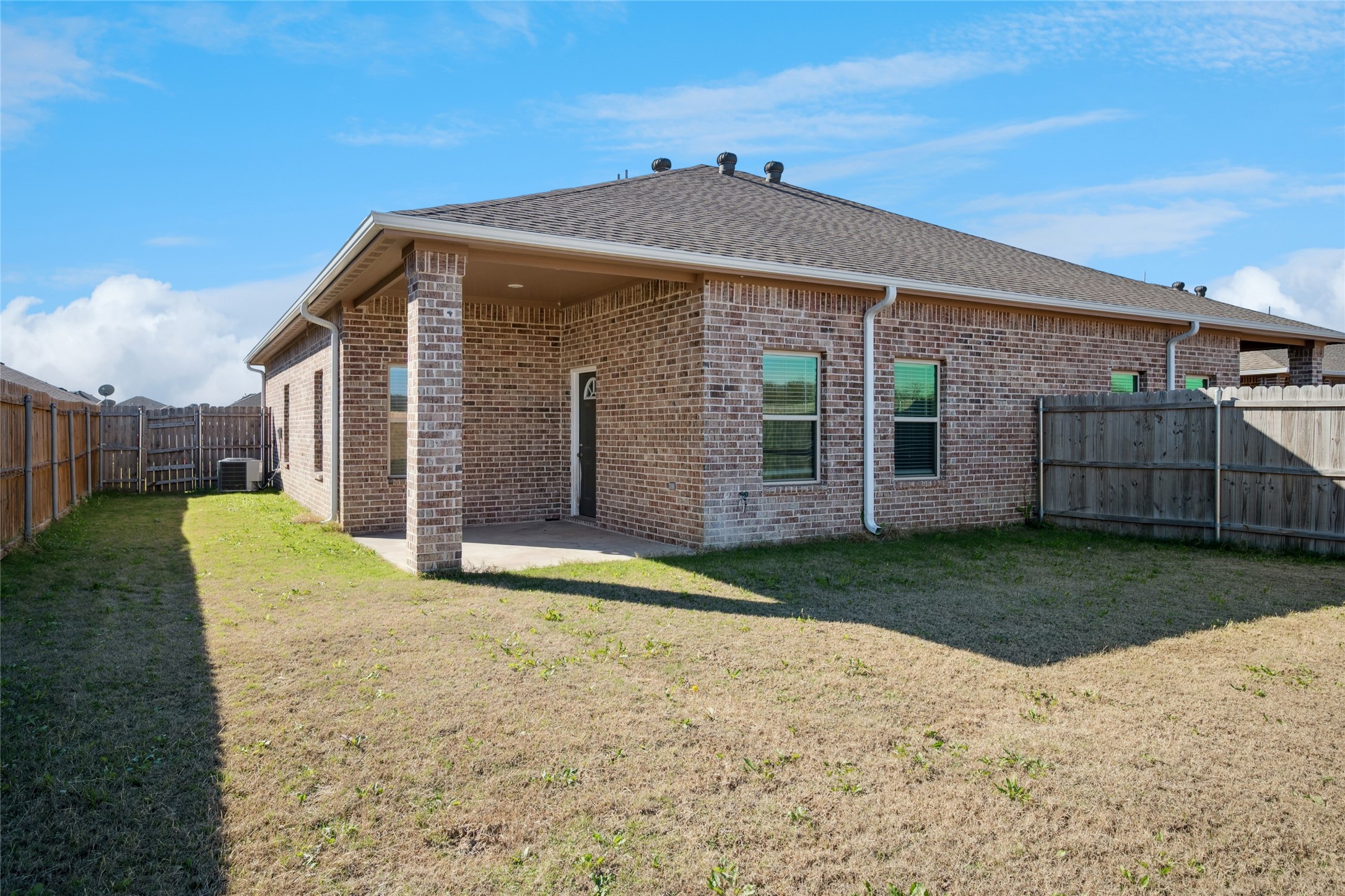 516-518 Wood Drive Gunter TX 75058