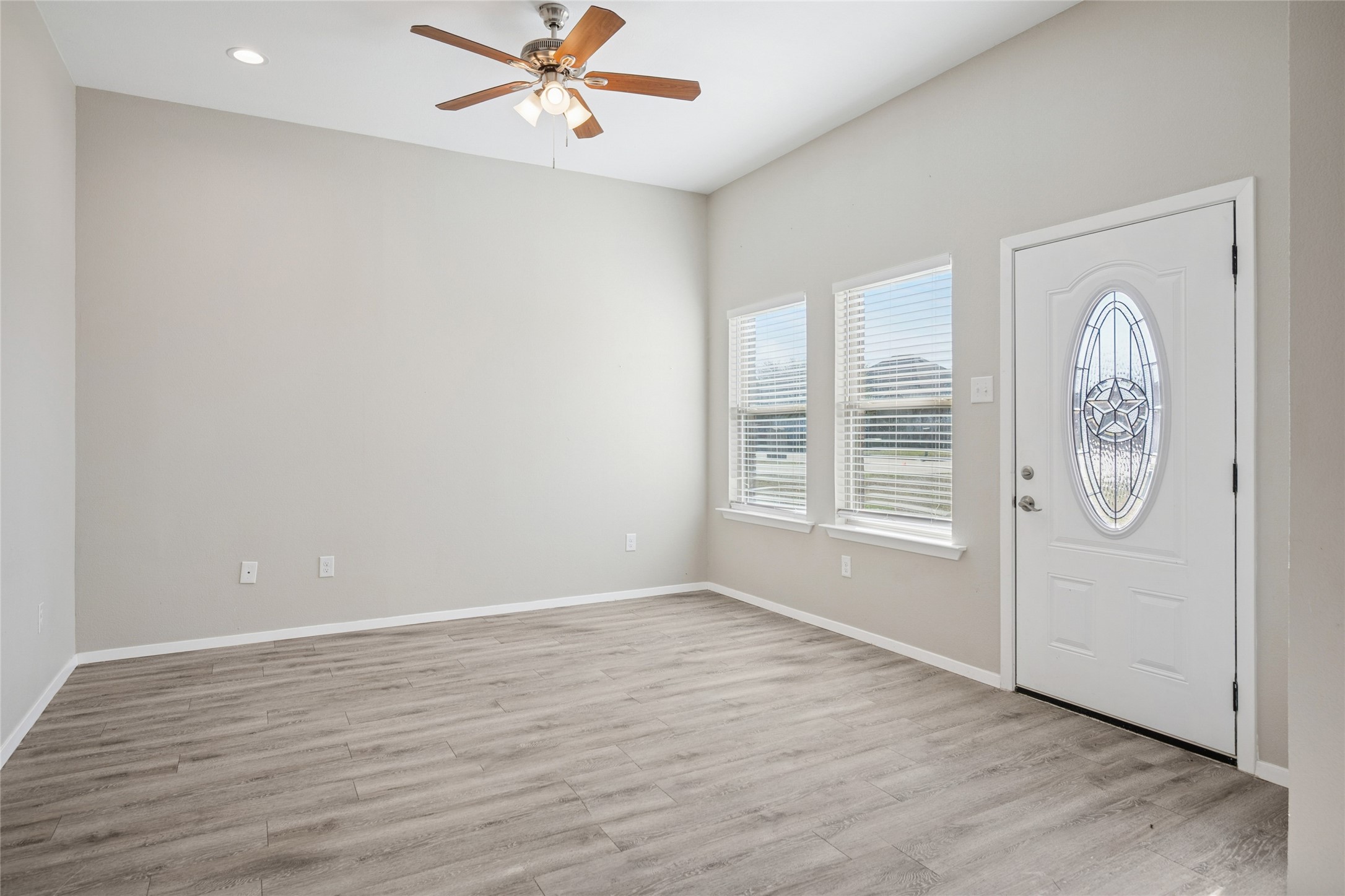 516-518 Wood Drive Gunter TX 75058