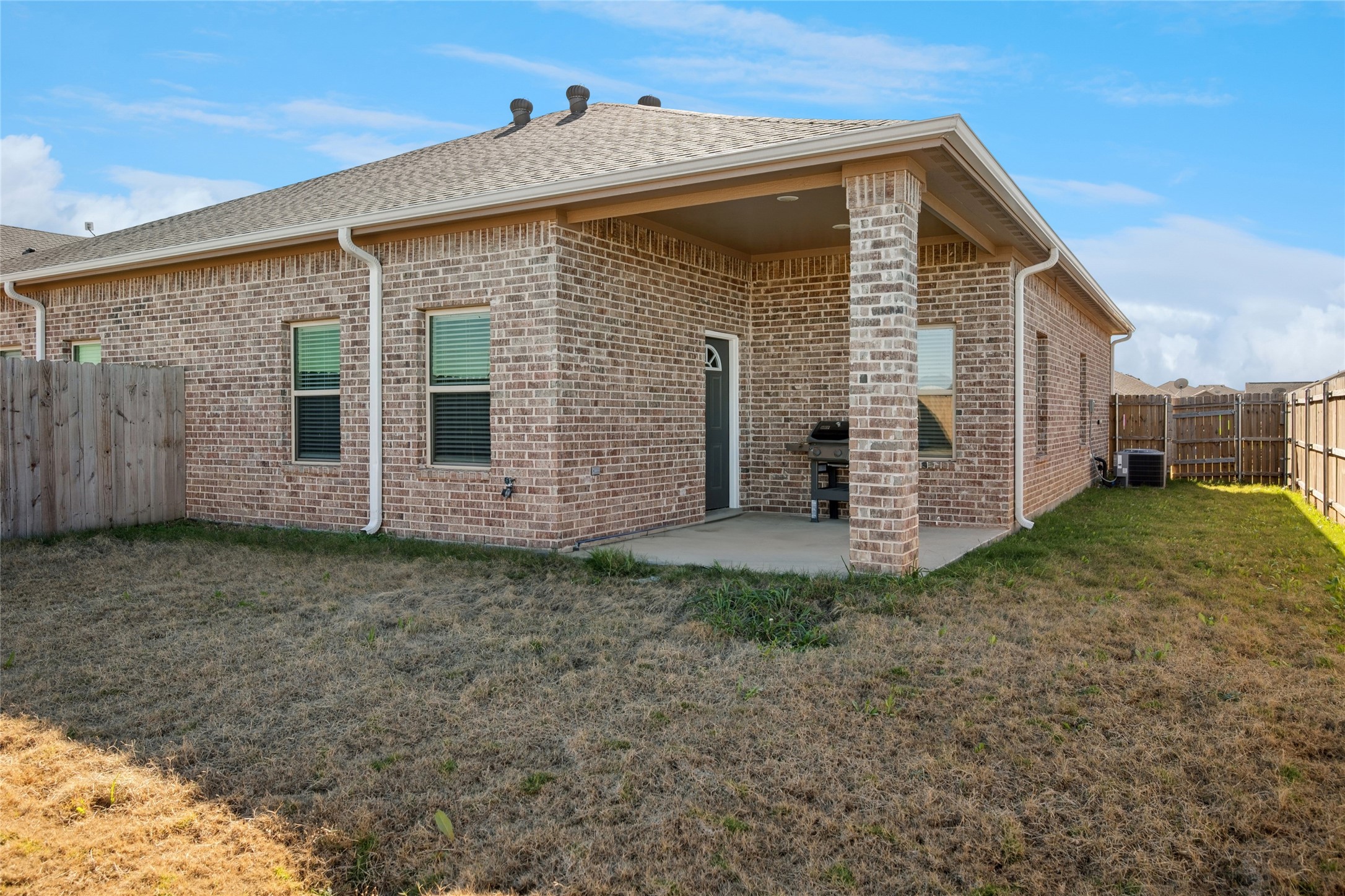 516-518 Wood Drive Gunter TX 75058