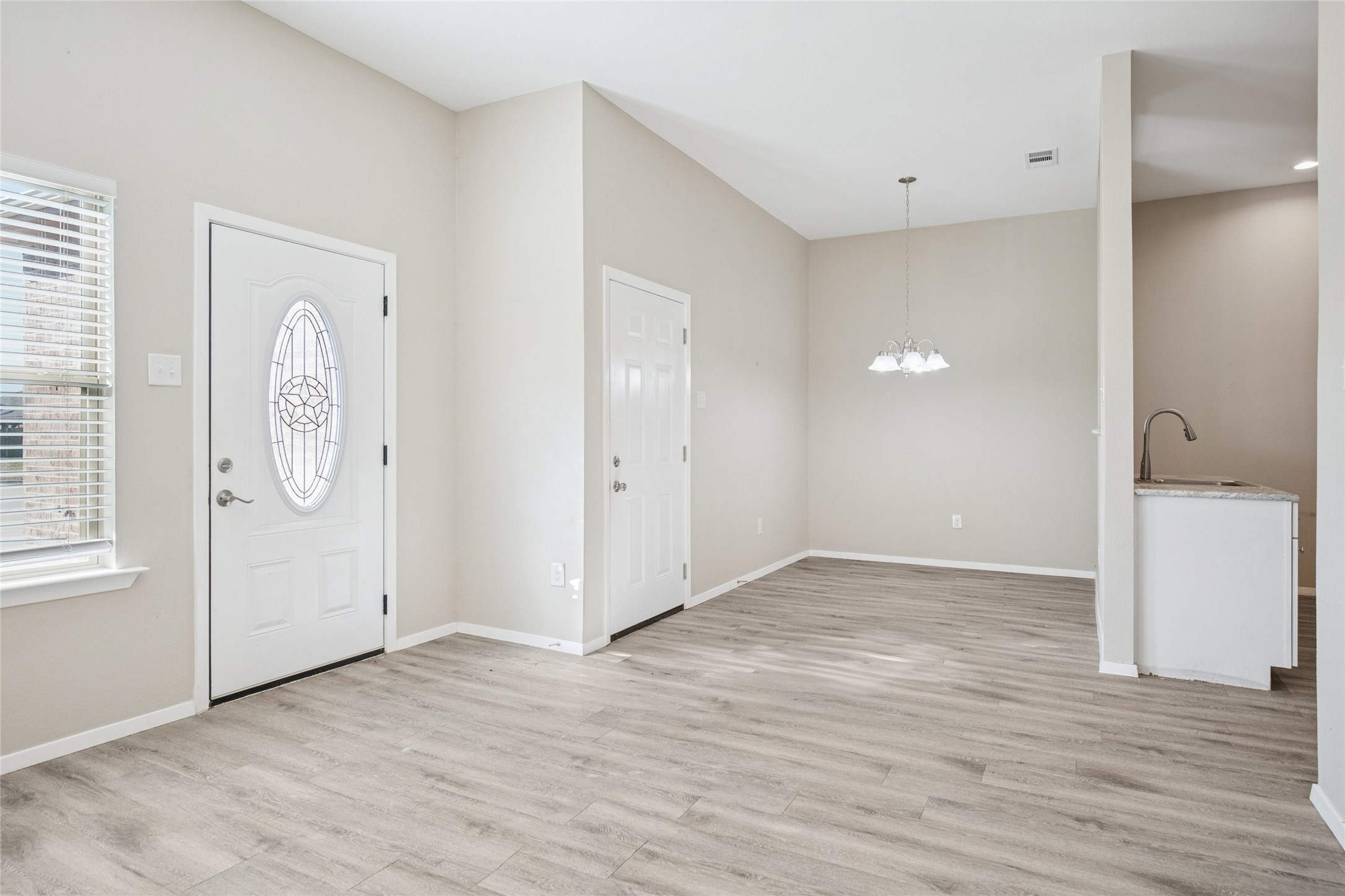 516-518 Wood Drive Gunter TX 75058