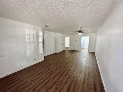 627 Mcqueary Street Arlington TX 76012