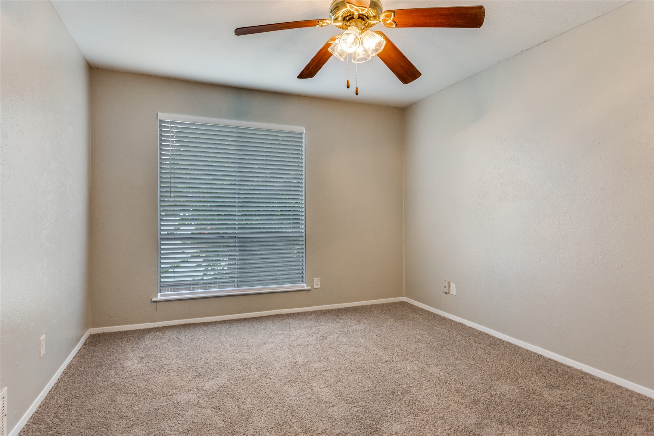 3828 W 7th Street Fort Worth TX 76107