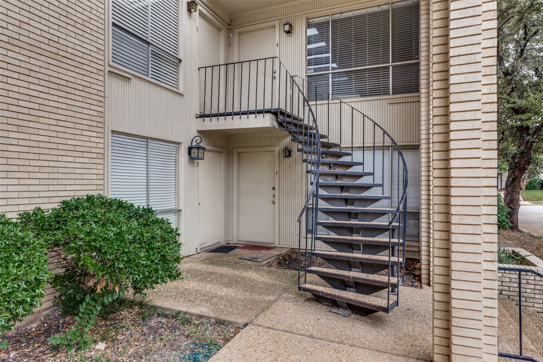 3828 W 7th Street Fort Worth TX 76107