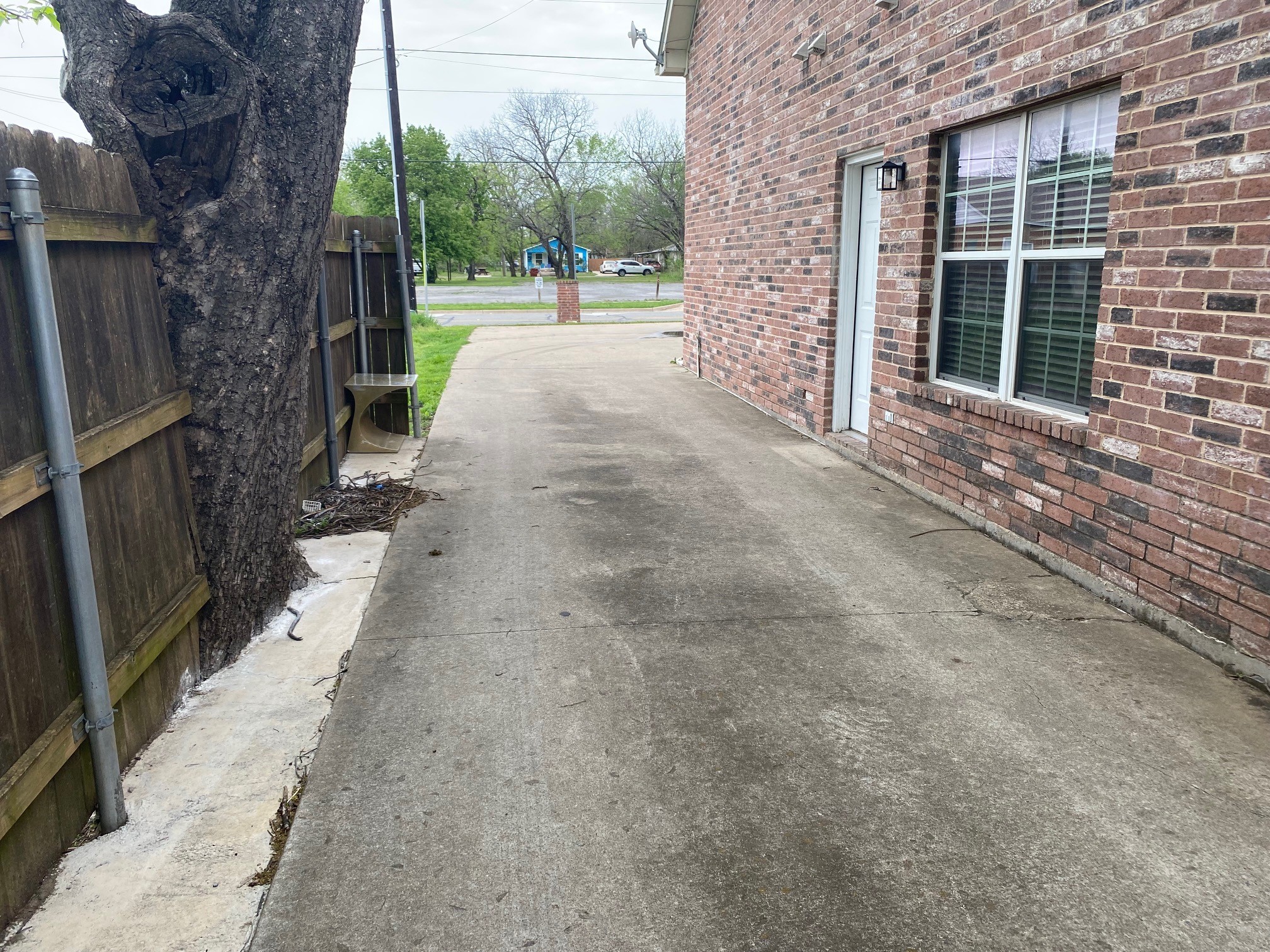 514 E Brockett Street Sherman TX 75090