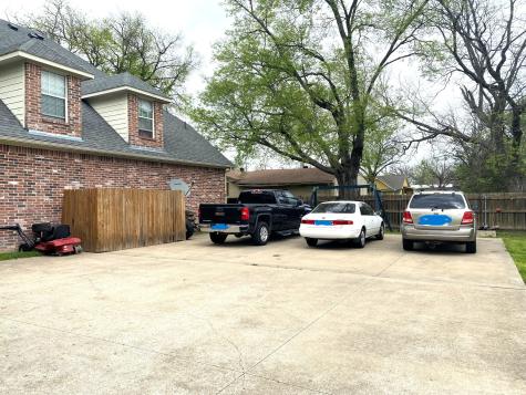 514 E Brockett Street Sherman TX 75090