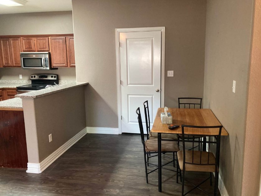514 E Brockett Street Sherman TX 75090