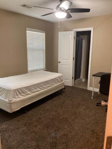 514 E Brockett Street Sherman TX 75090