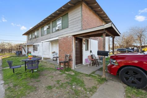 201 And 207 N Randolph Drive Dallas TX 75211