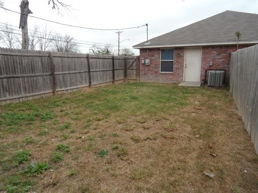 3129 NW Loraine Street NW Fort Worth TX 76106
