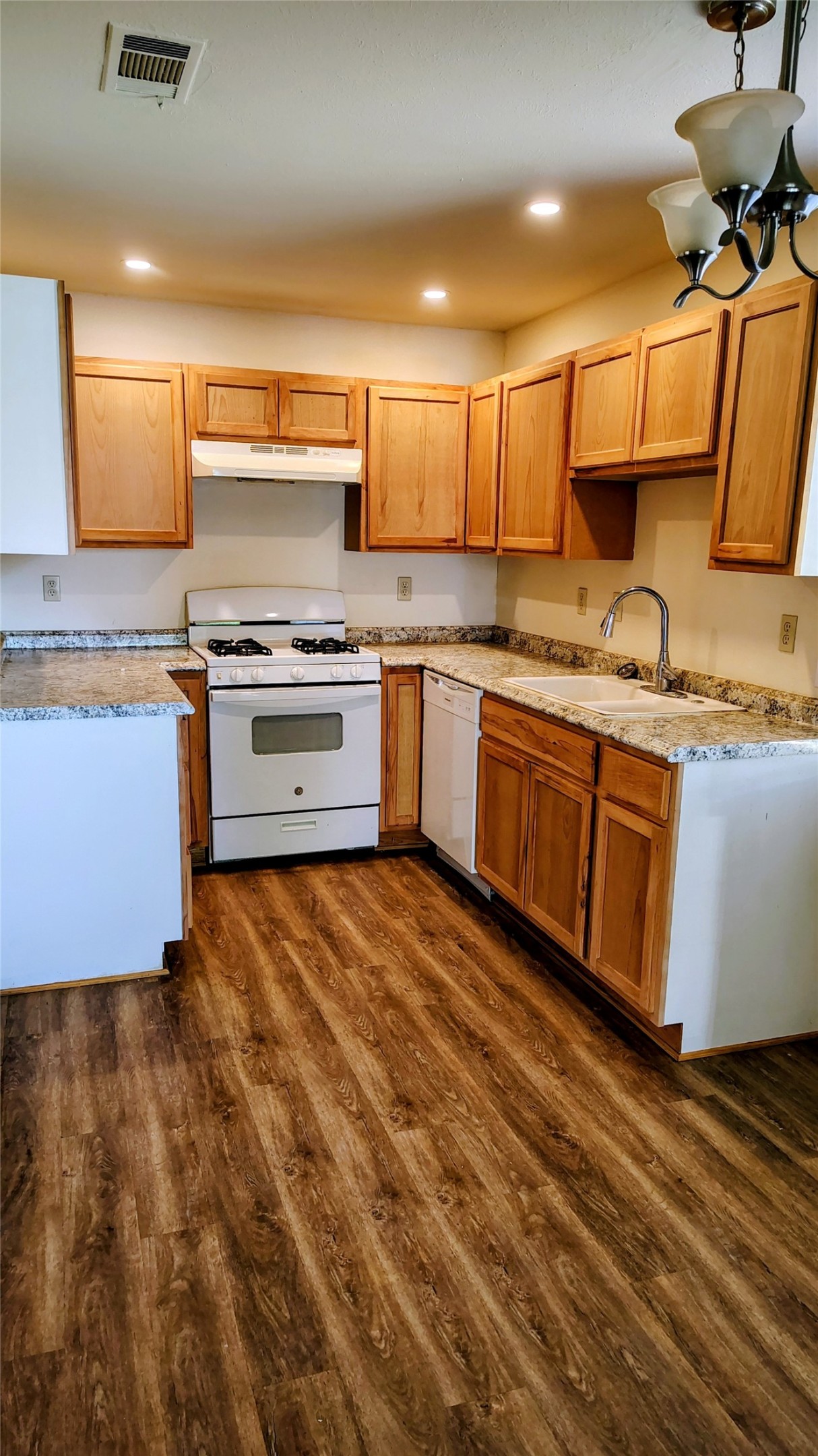 128 Campbell Street Desoto TX 75115