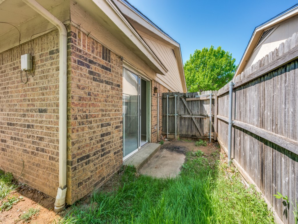 600 Billie Ruth Lane Hurst TX 76053