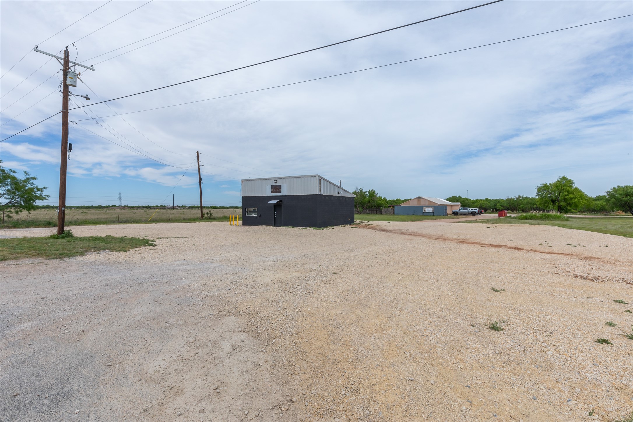 381 N F.m. 707 Merkel TX 79536