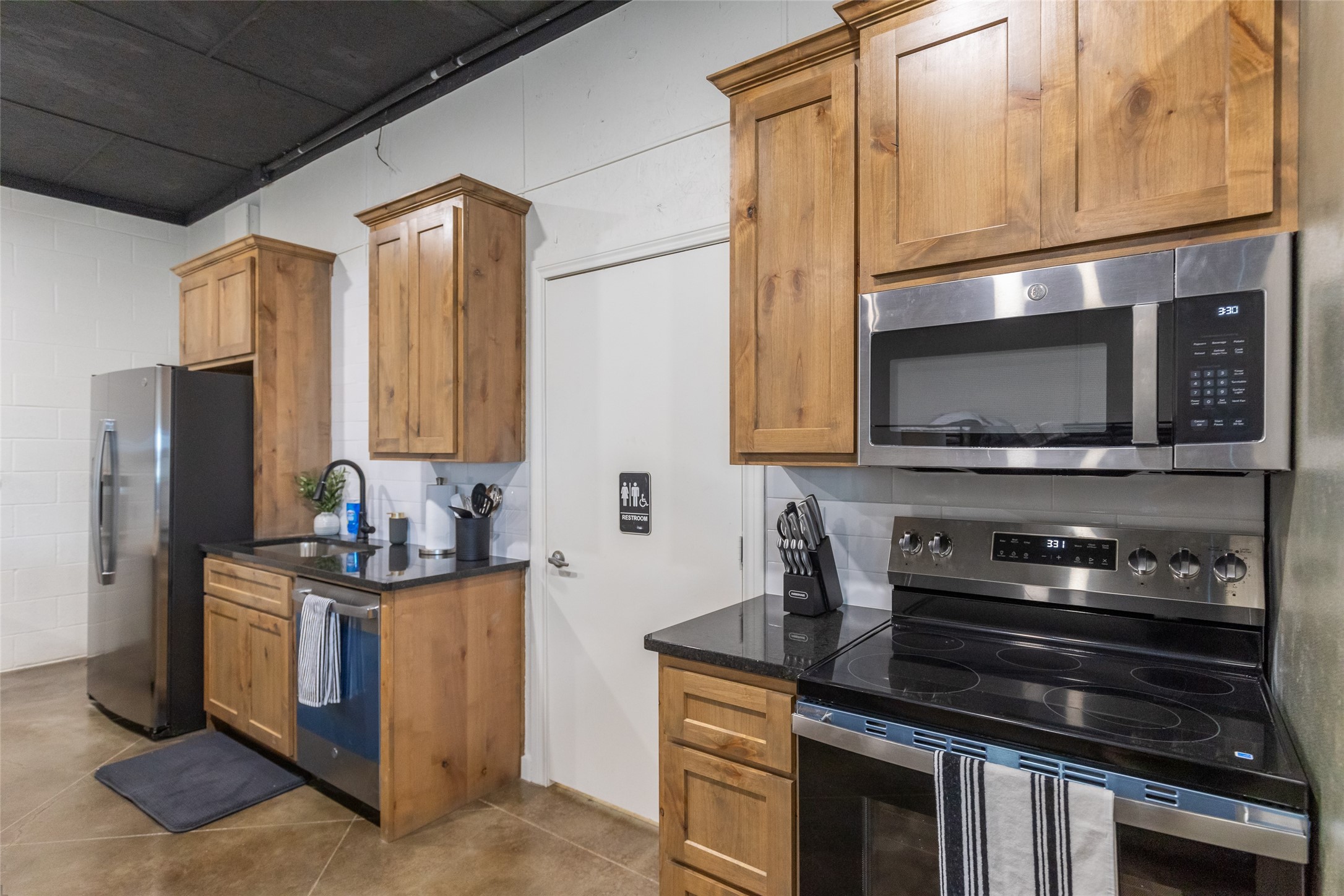 381 N F.m. 707 Merkel TX 79536