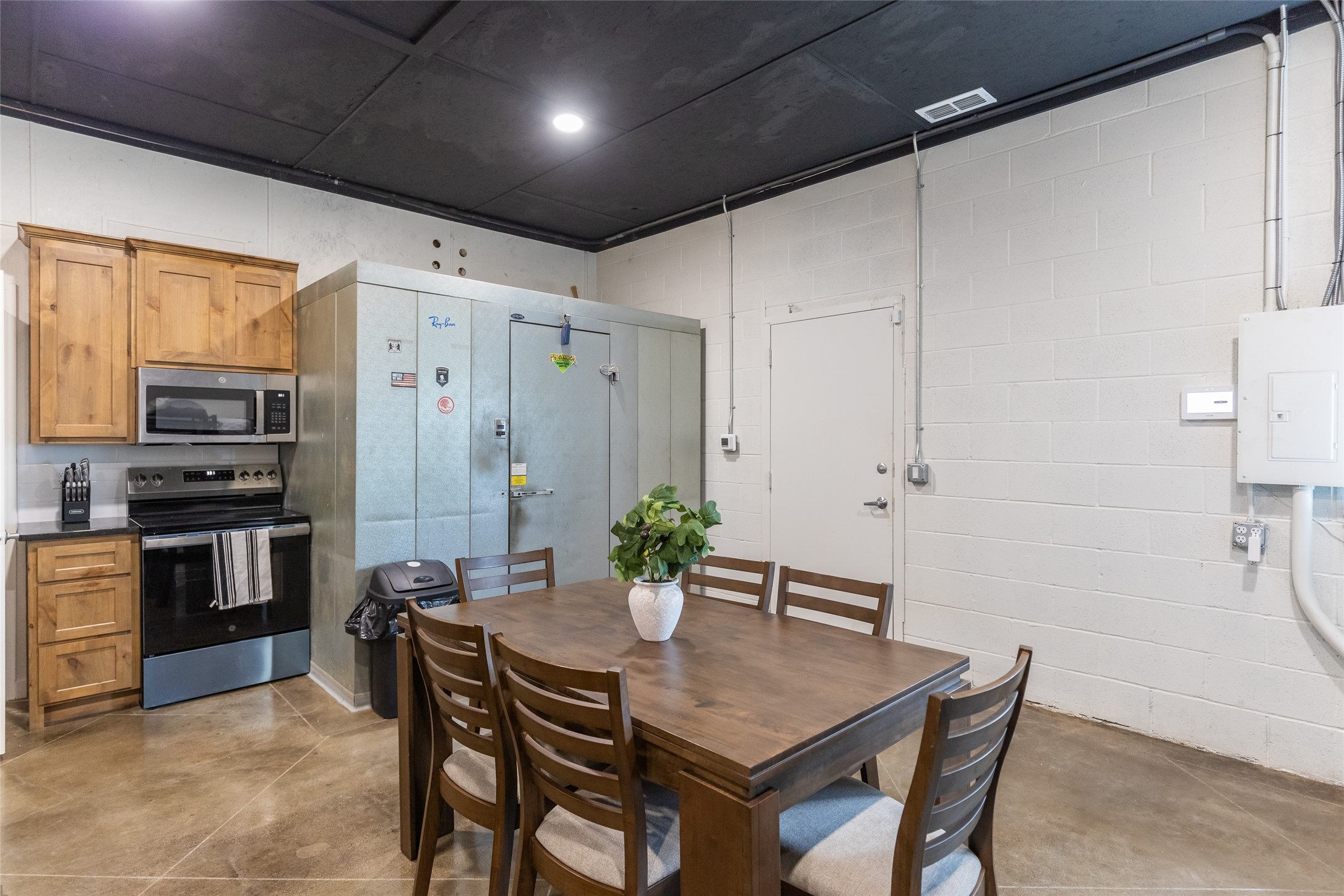 381 N F.m. 707 Merkel TX 79536