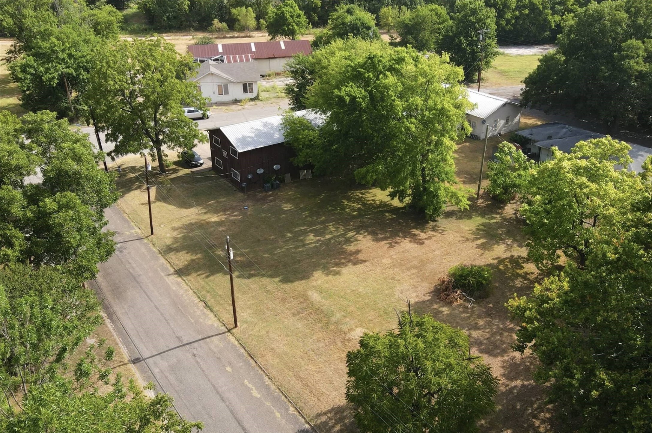 104 E South Street Clarksville TX 75426