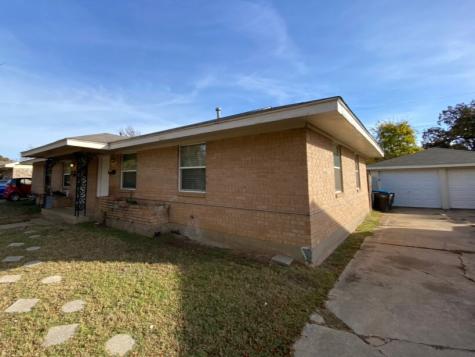 2513 Normont Circle Fort Worth TX 76103