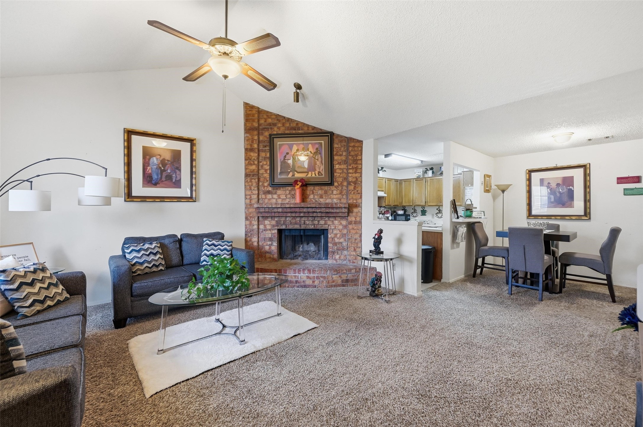 412 Amber Lane Desoto TX 75115
