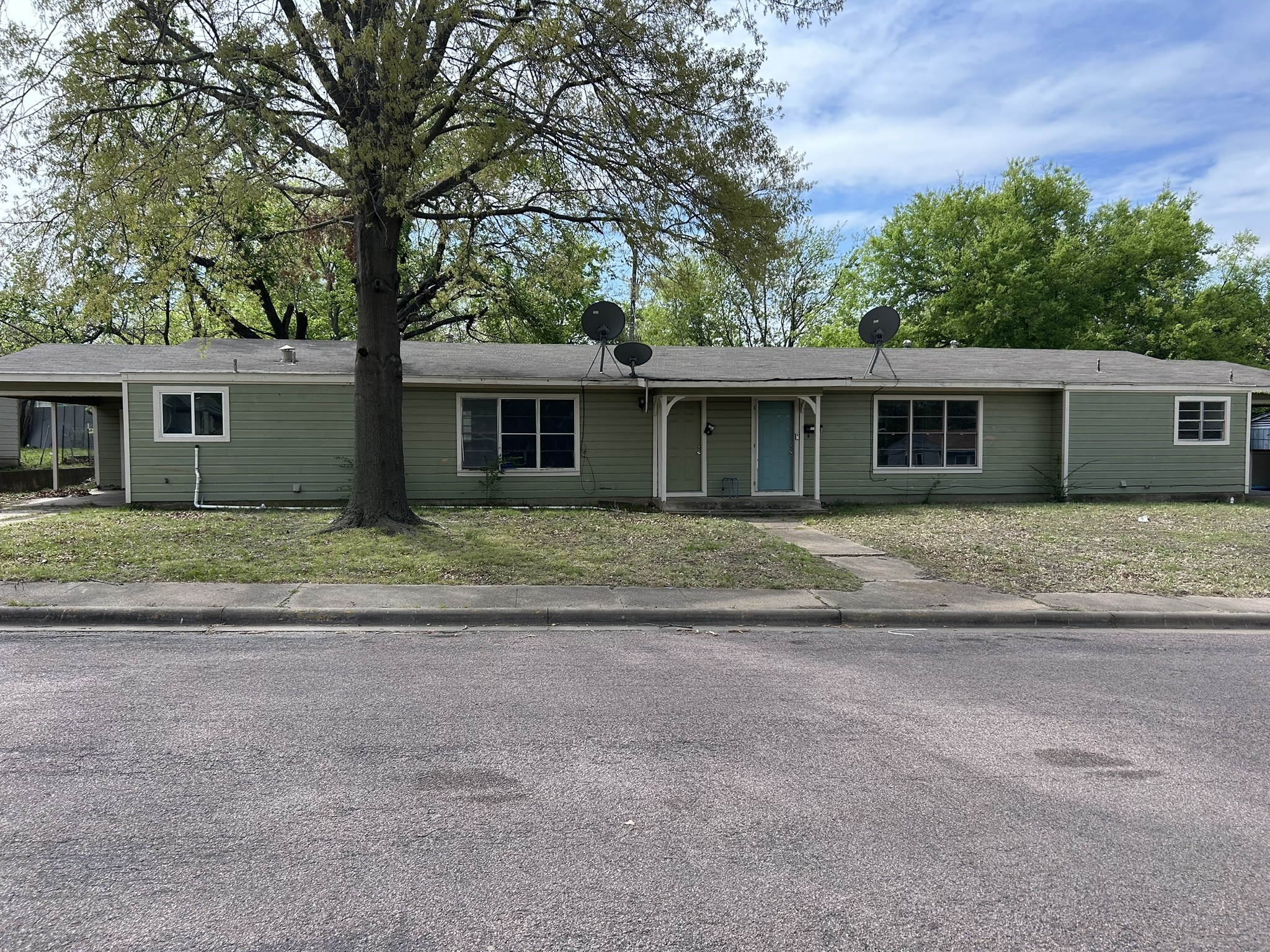 119 Vandenburg Drive Denison TX 75020