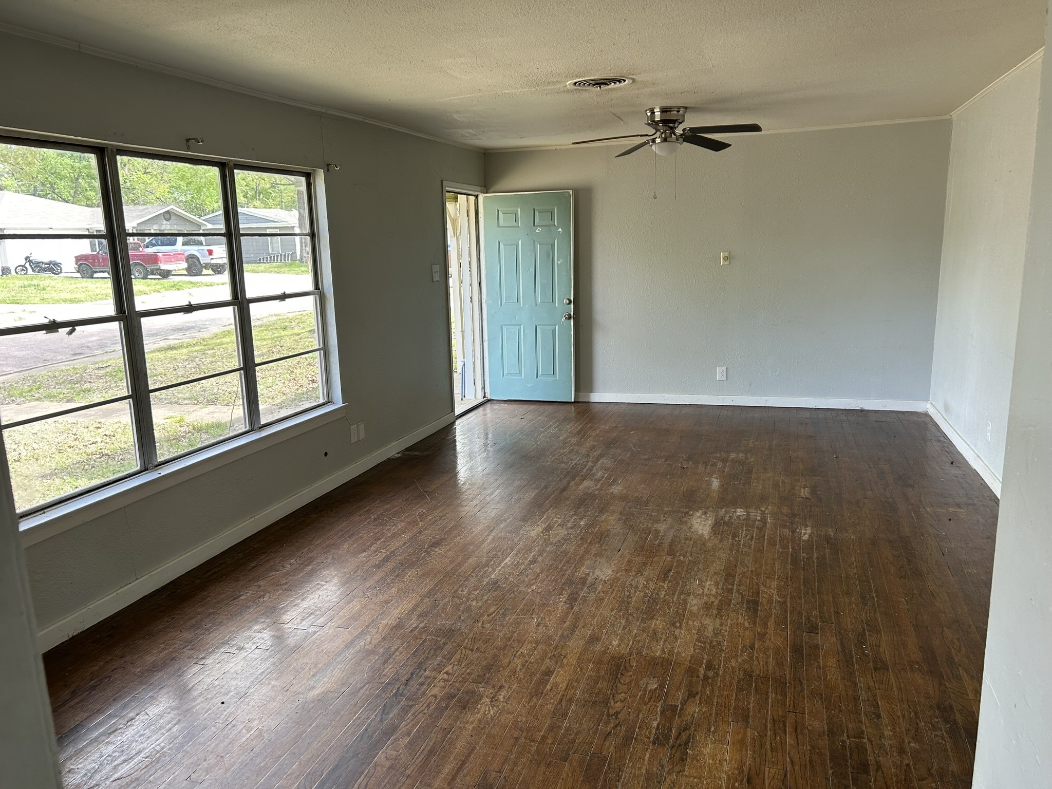119 Vandenburg Drive Denison TX 75020