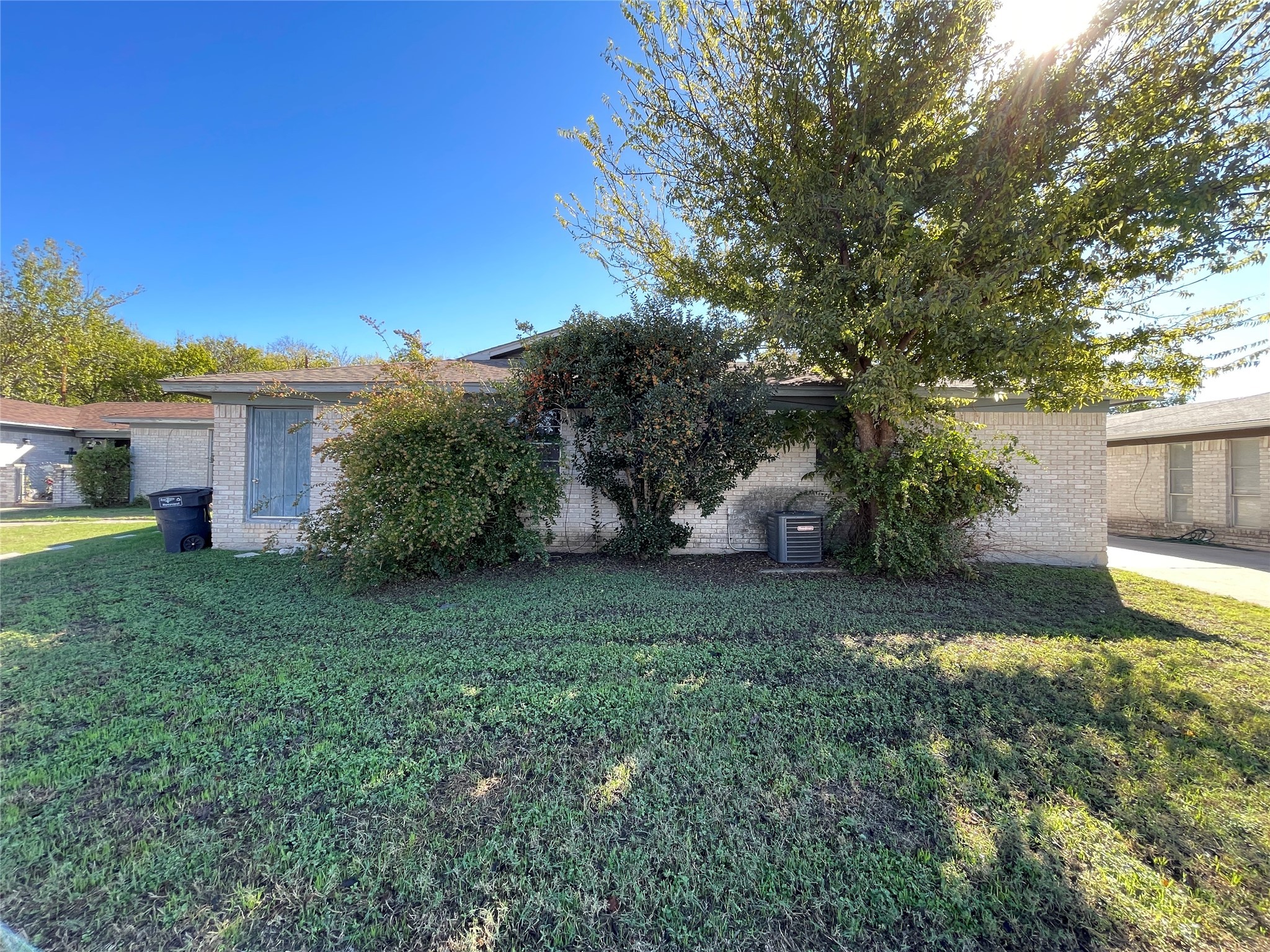 1008 Roky Court Fort Worth TX 76114