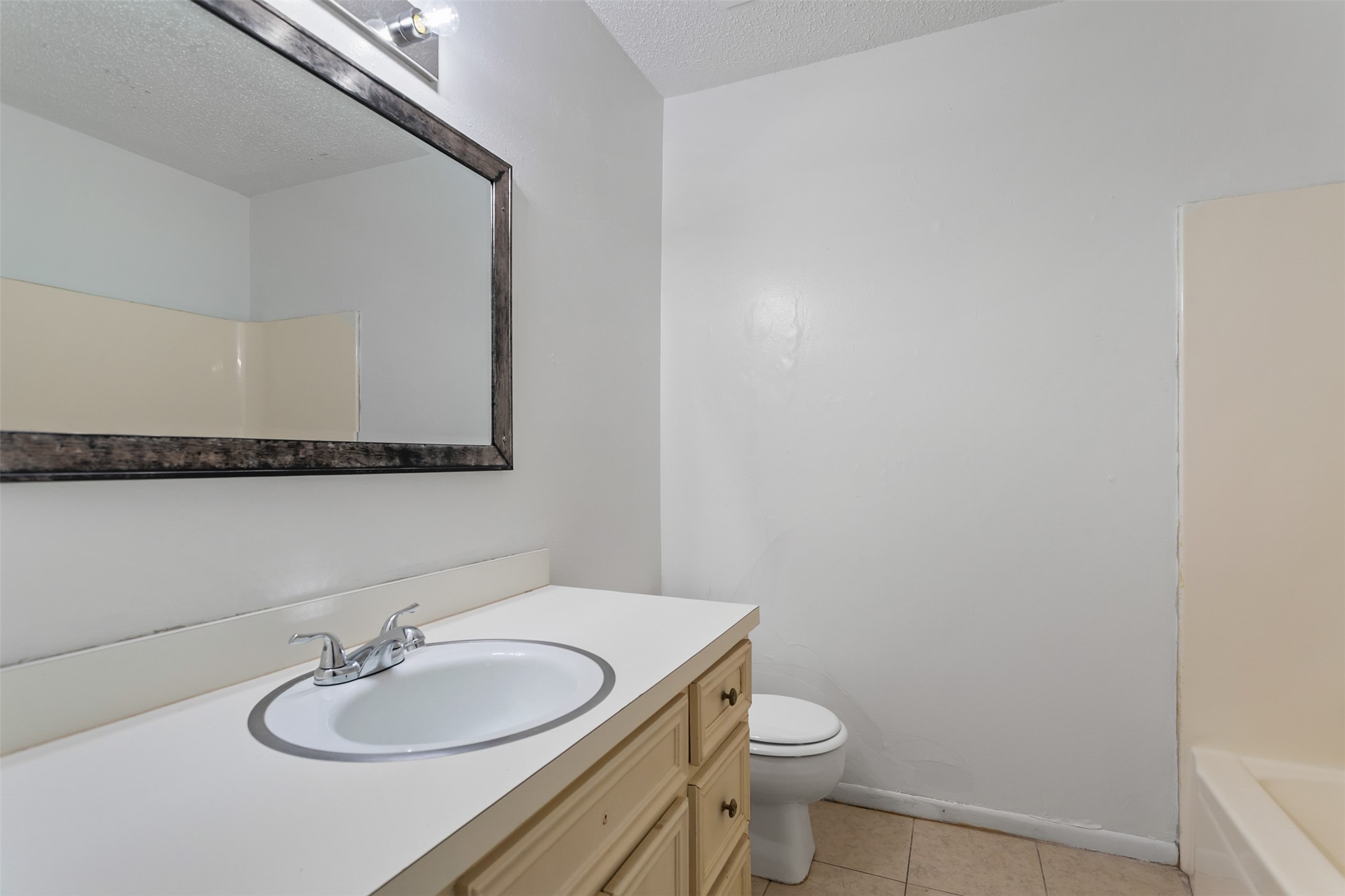 2228 Aberdeen Drive Tyler TX 75703