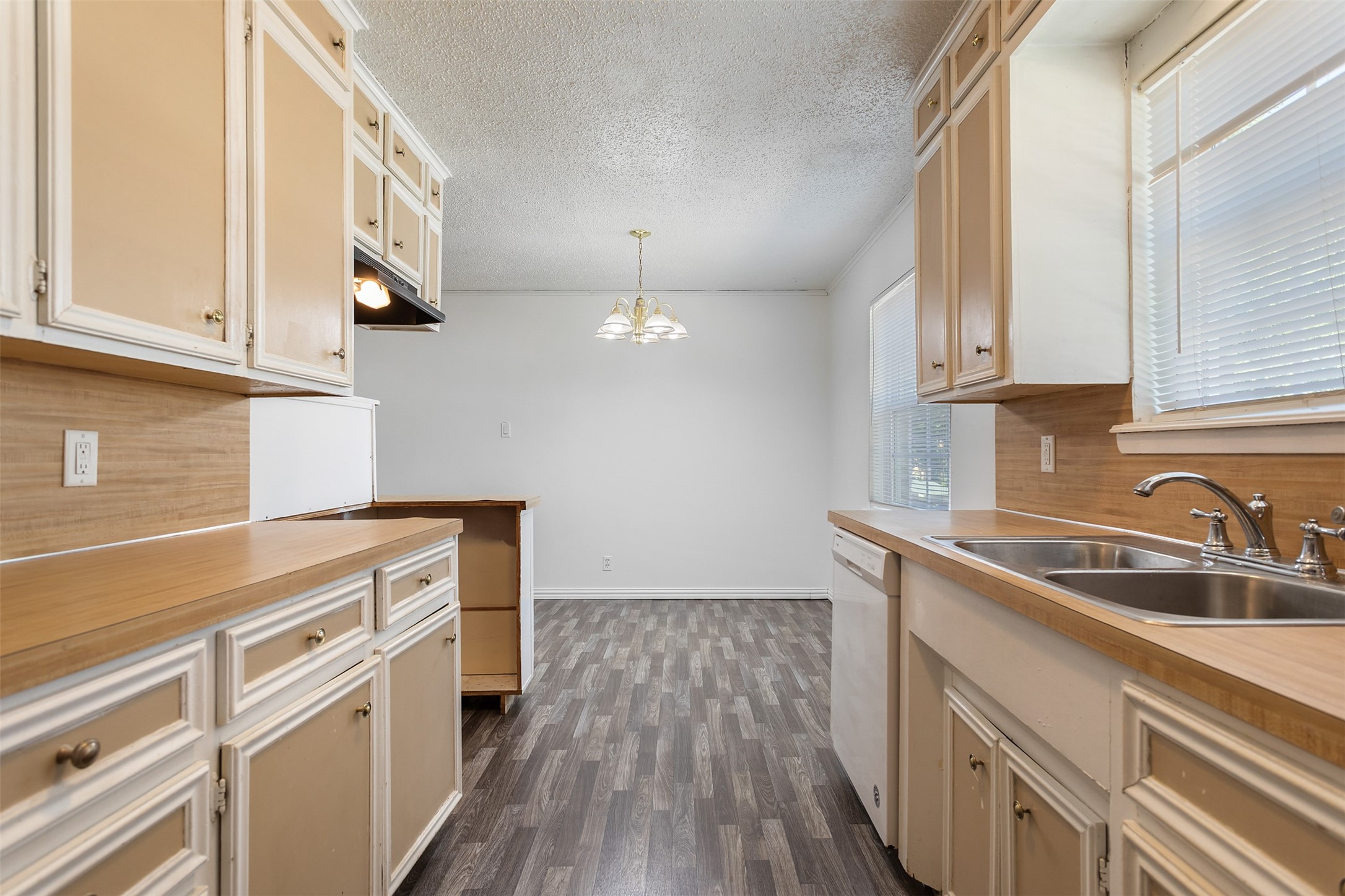 2228 Aberdeen Drive Tyler TX 75703