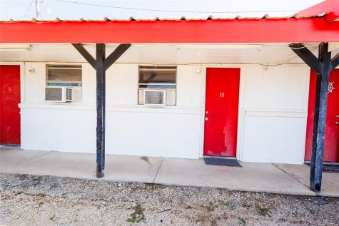 312 W Live Oak Malone TX 76660