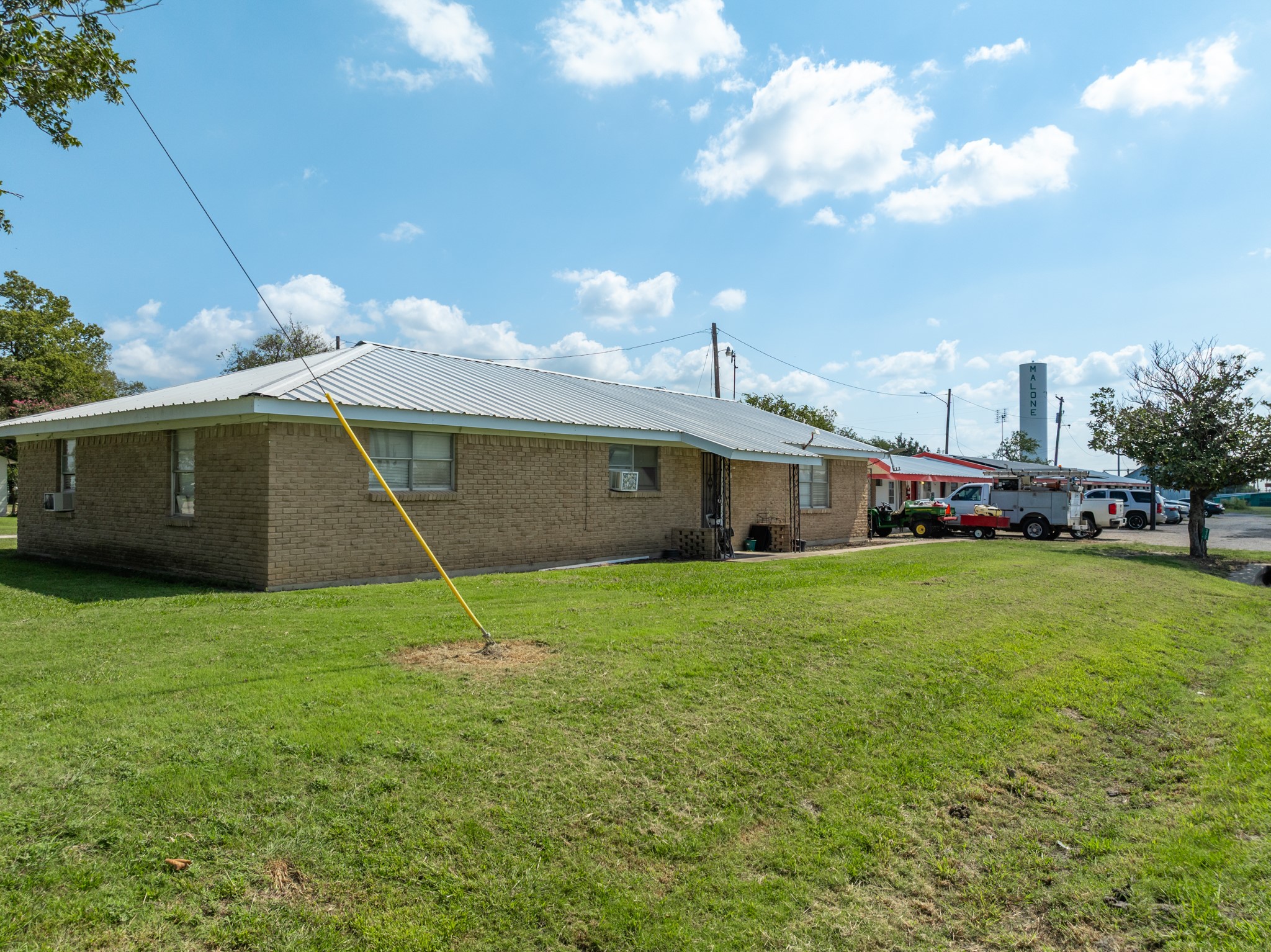312 W Live Oak Malone TX 76660