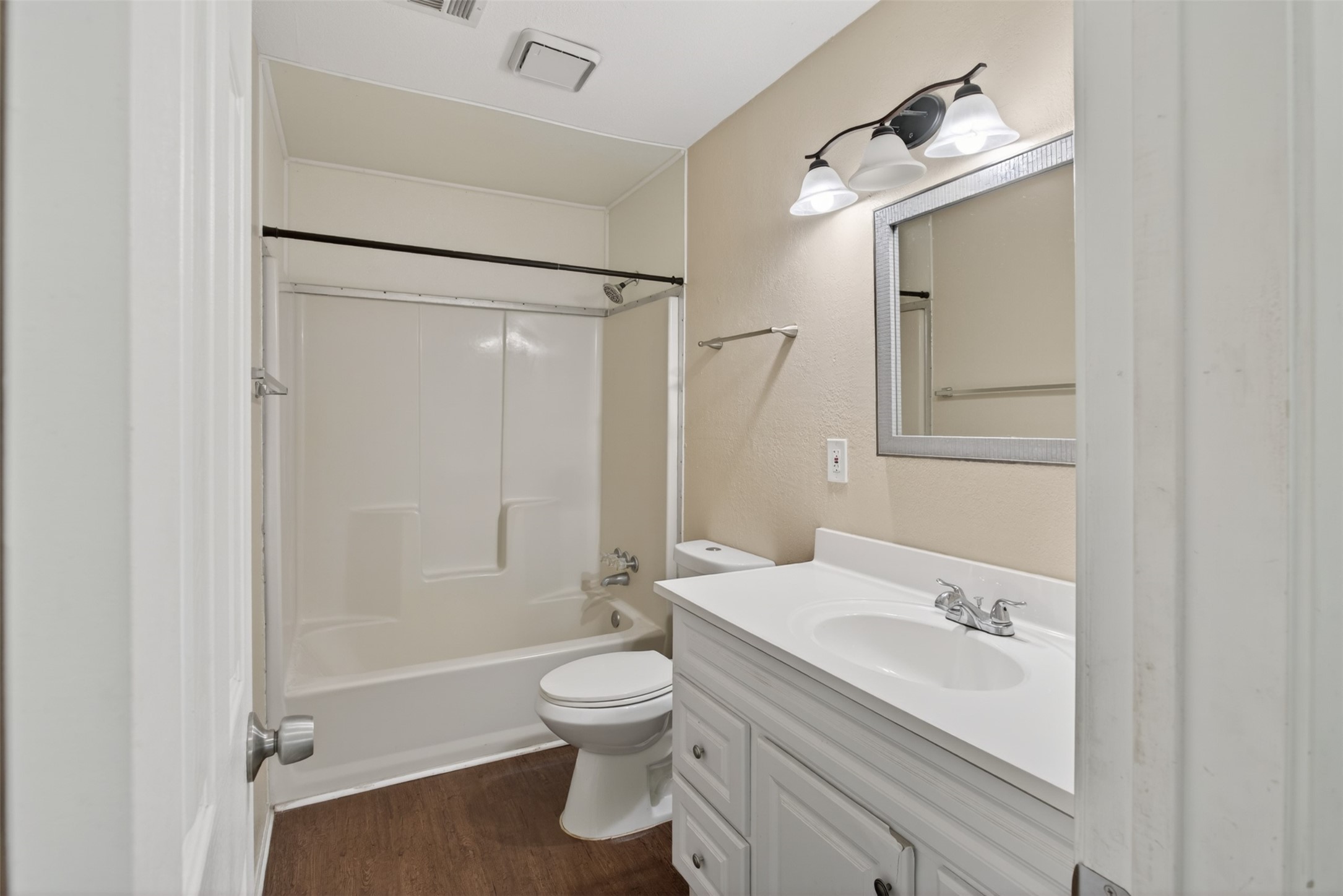 309-311 Lilac Drive Granbury TX 76049