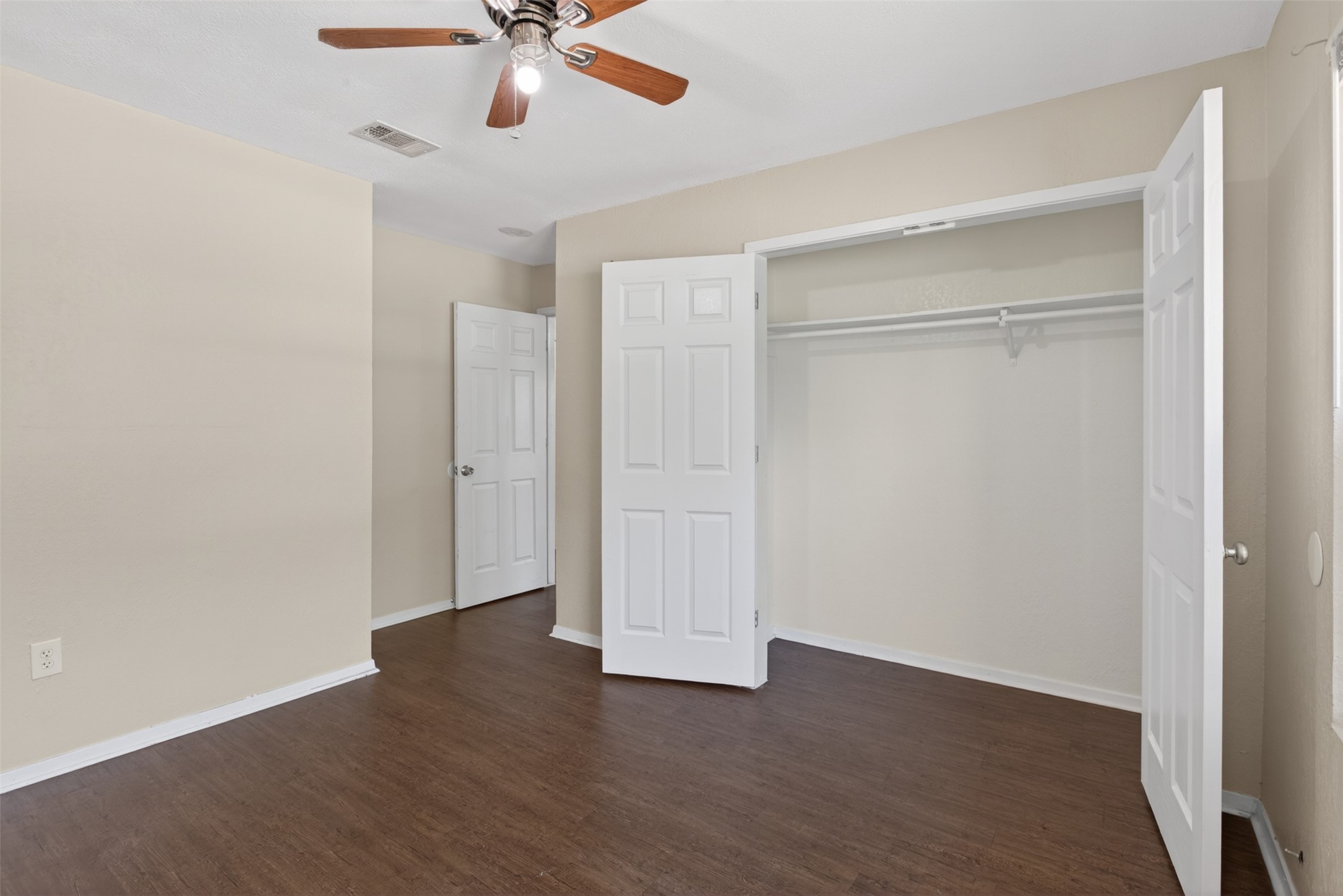 309-311 Lilac Drive Granbury TX 76049