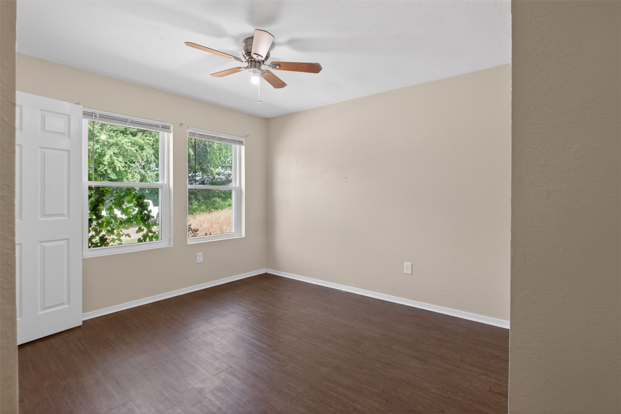 309-311 Lilac Drive Granbury TX 76049