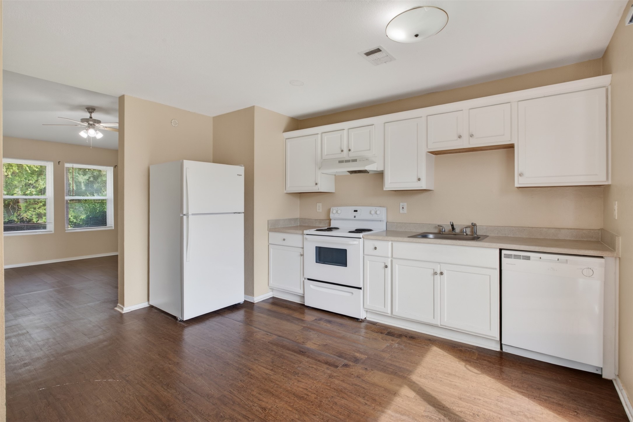309-311 Lilac Drive Granbury TX 76049