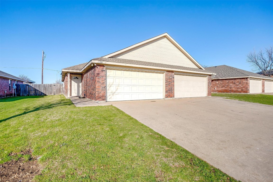 414 Amber Lane Crowley TX 76036