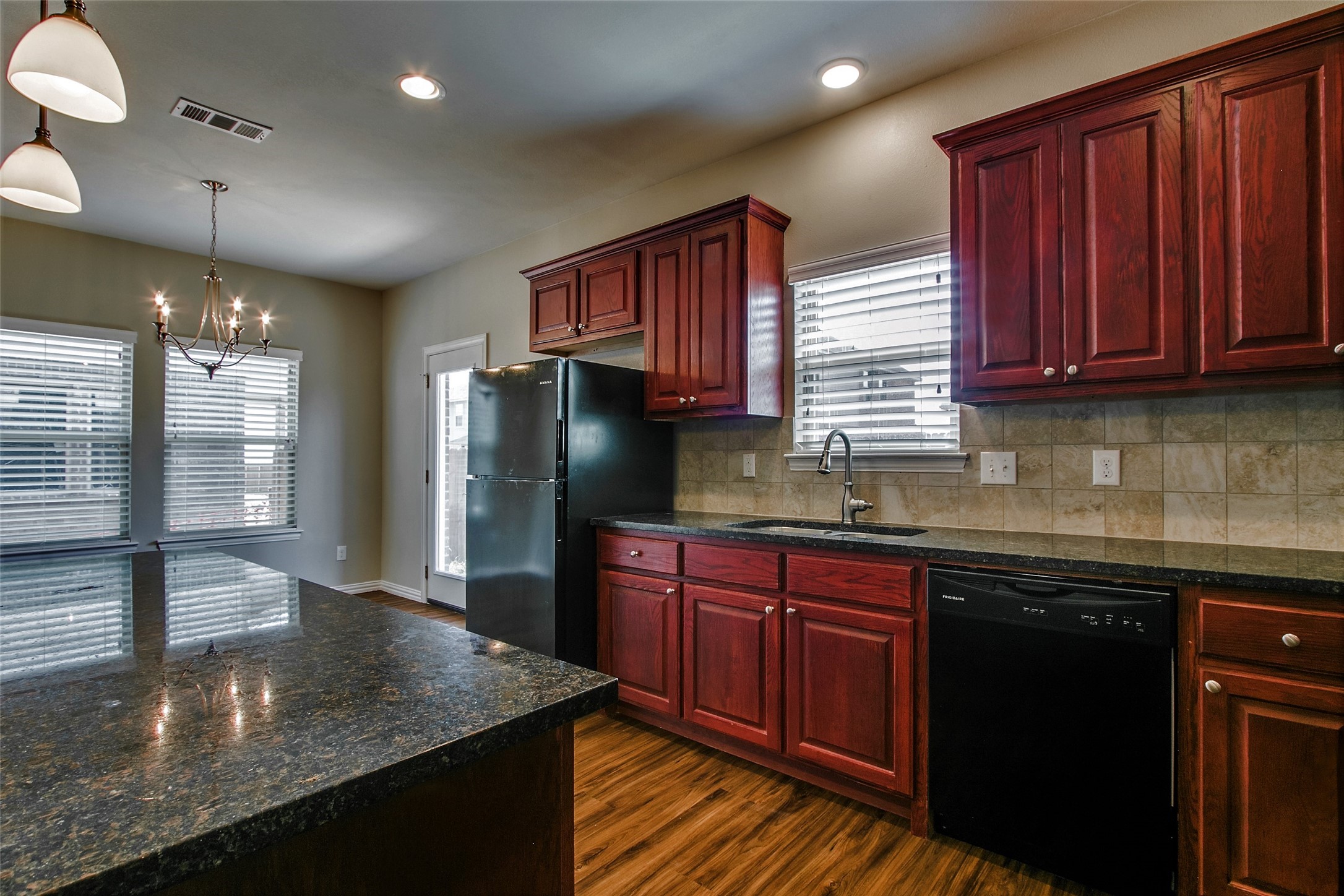 4917-4919 Sanger Circle Drive Sanger TX 76266