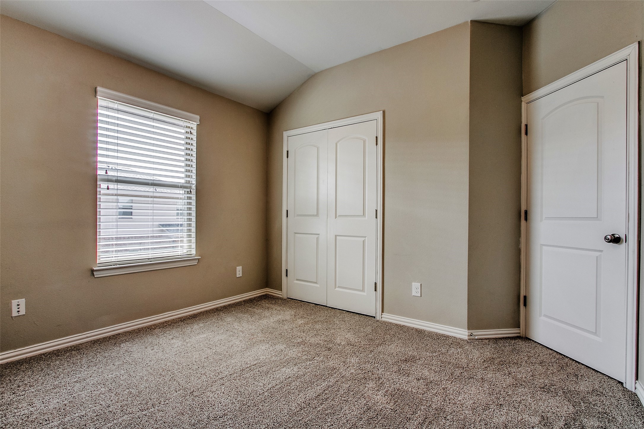 4917-4919 Sanger Circle Drive Sanger TX 76266