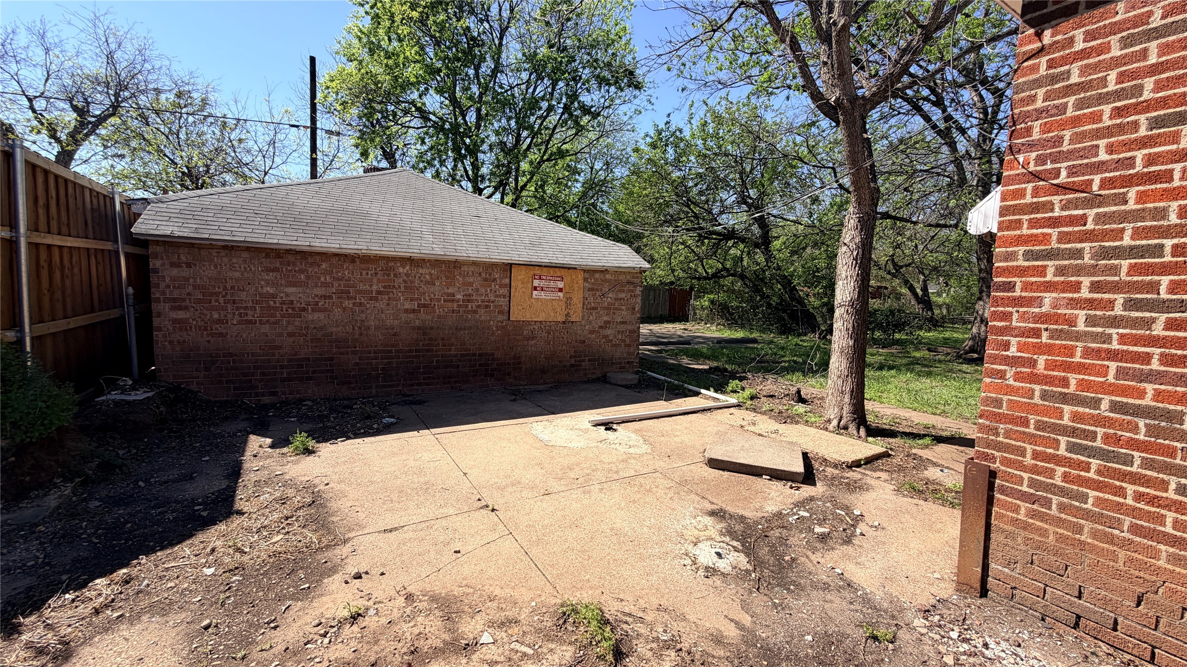 811 S Tyler Street Dallas TX 75208