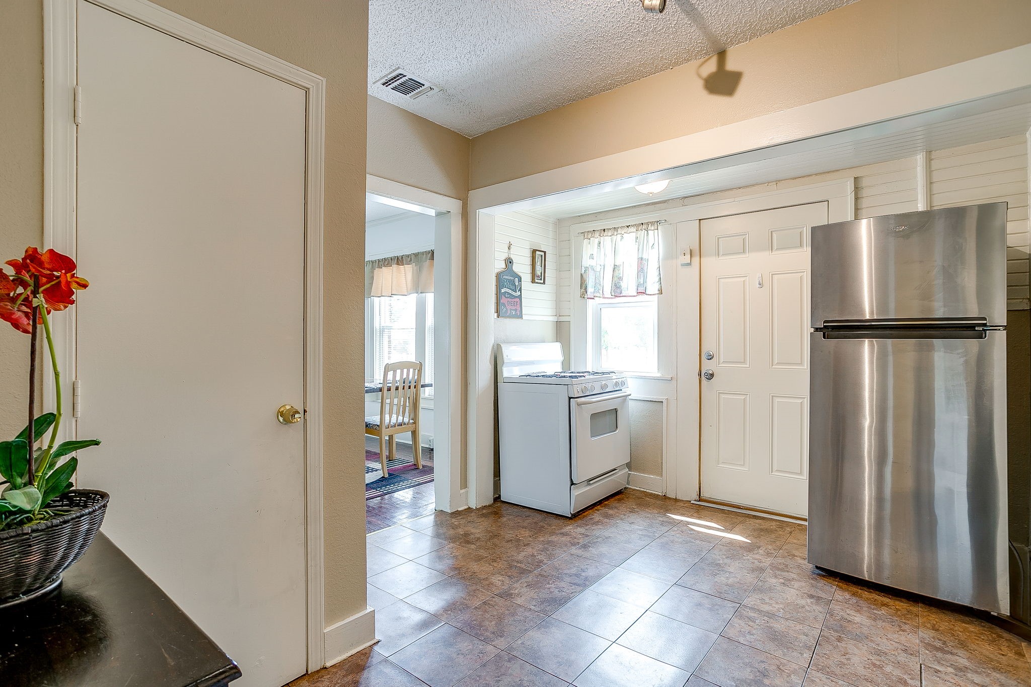 3818 Washburn Avenue Fort Worth TX 76107