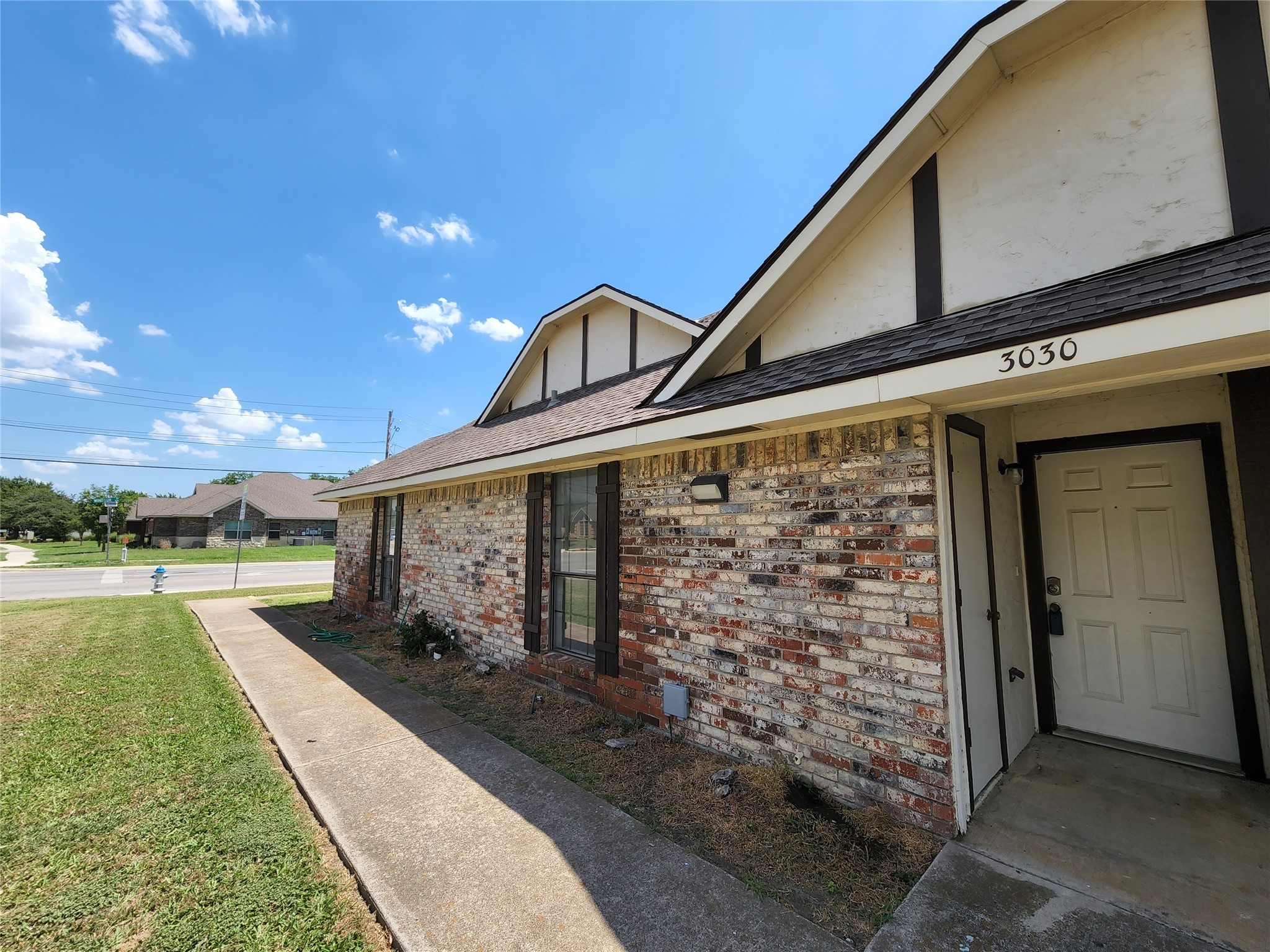 3024-3030 N Bell Avenue Denton TX 76209