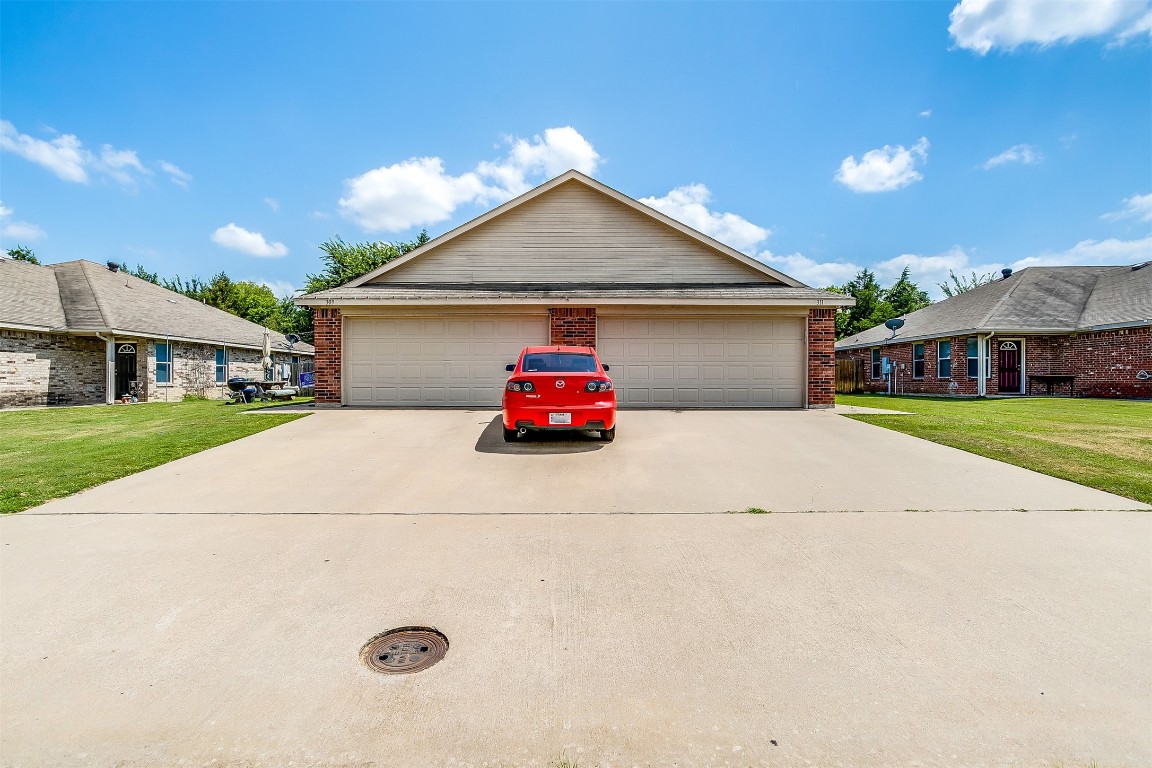 309 Robin Street Crowley TX 76036