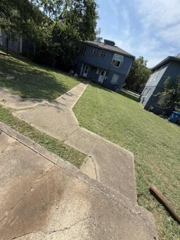 1231 W Morton Street Denison TX 75020