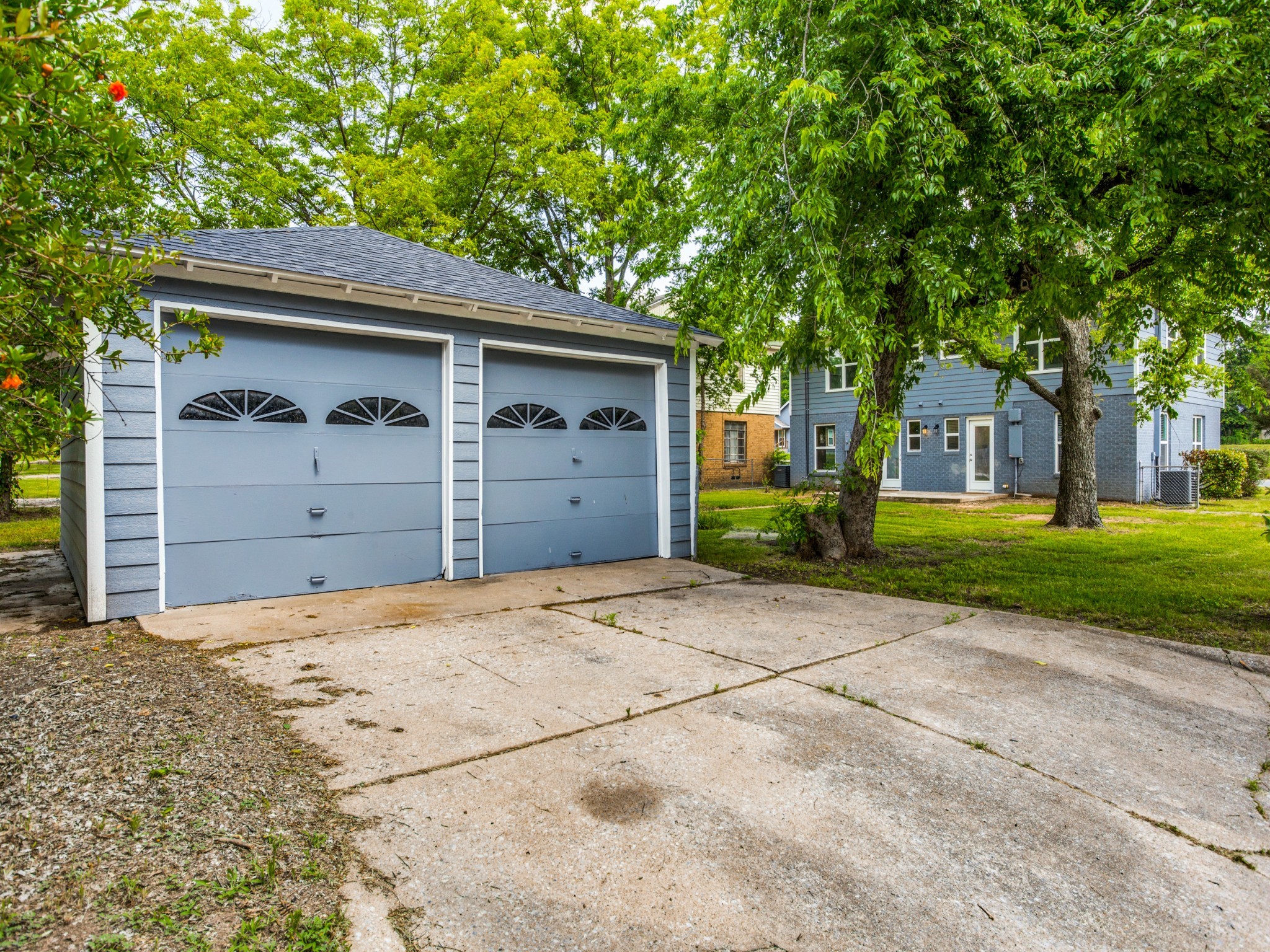 1231 W Morton Street Denison TX 75020