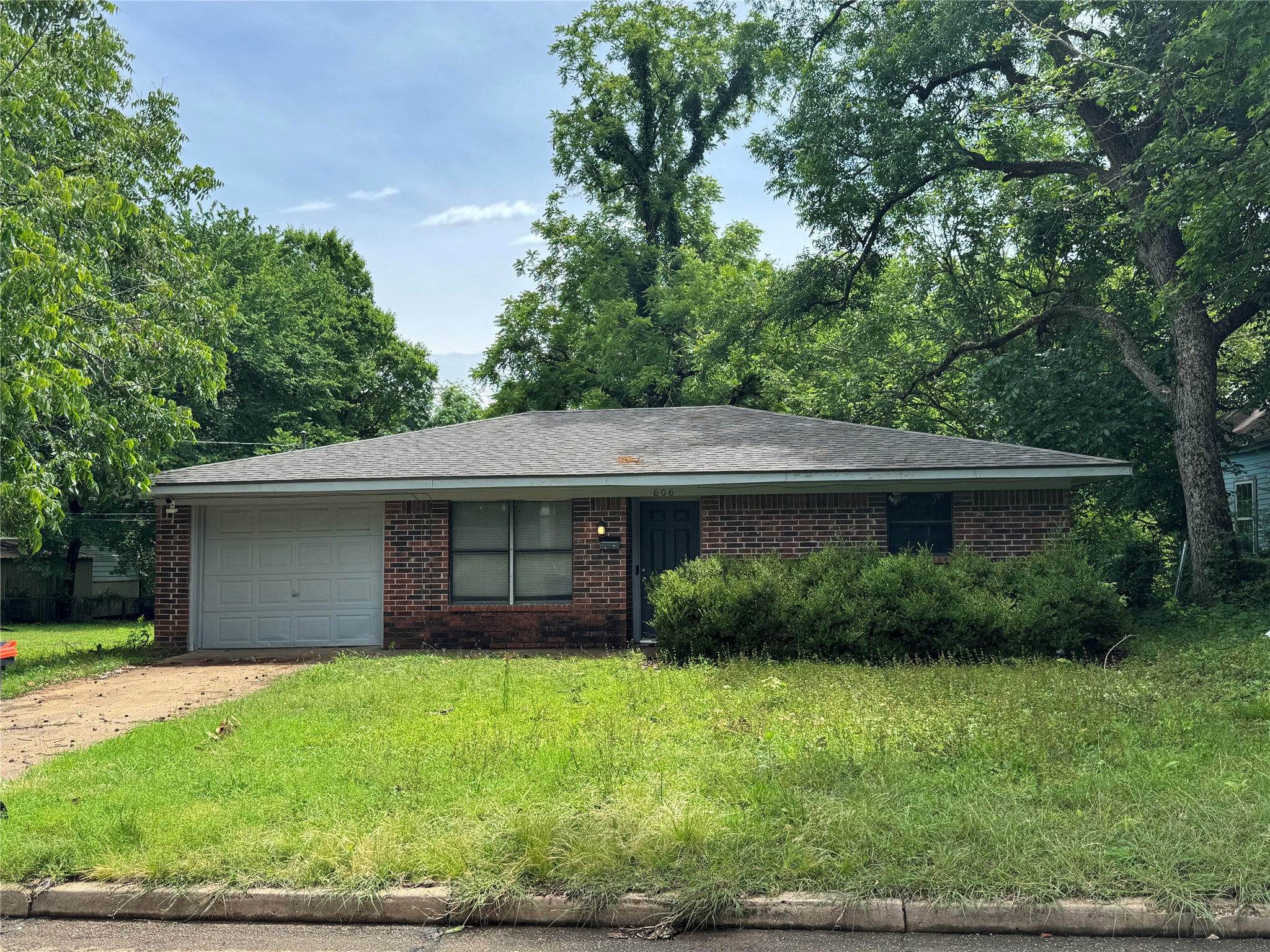 4515 SE Loop 286 Paris TX 75460