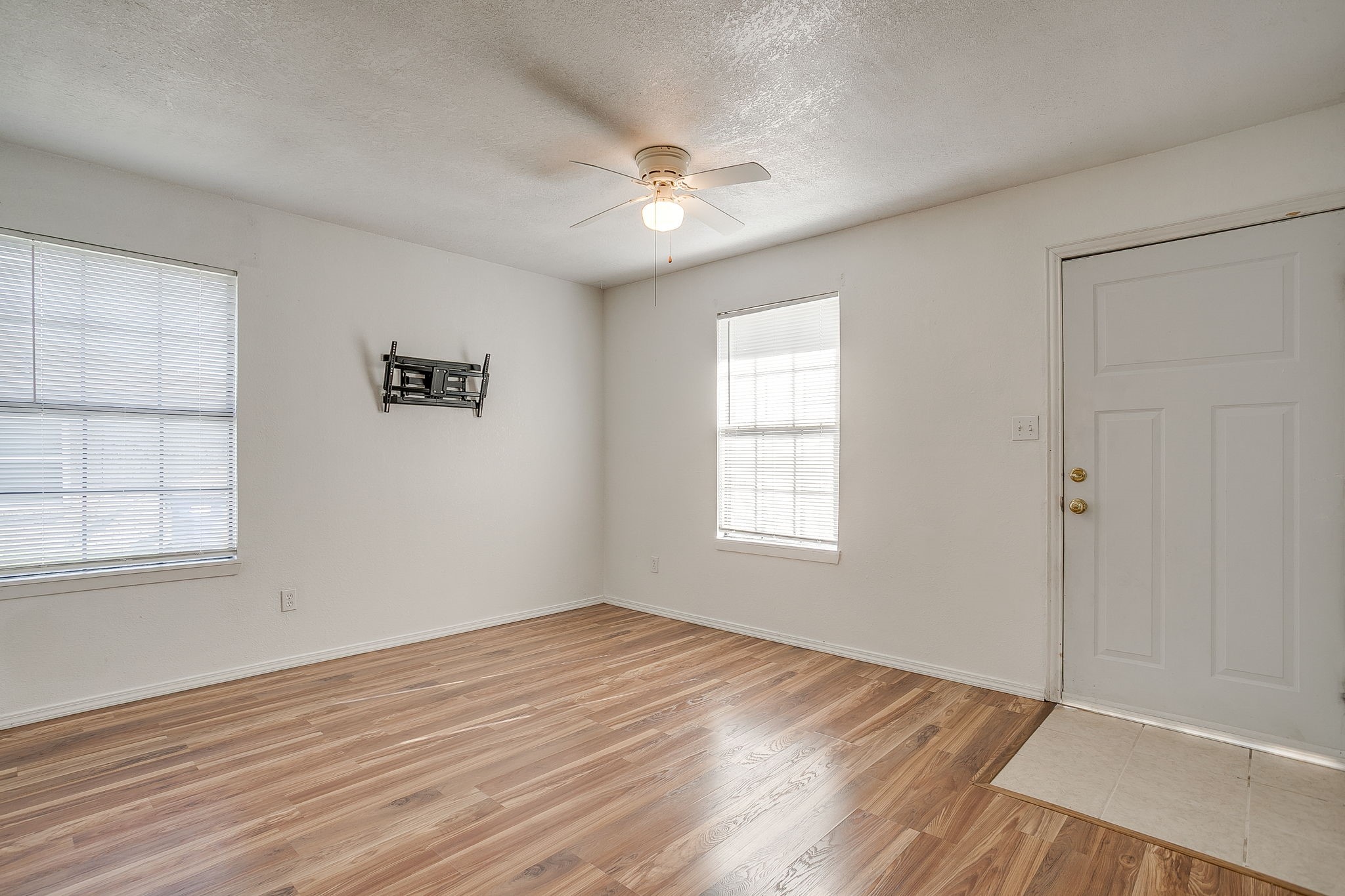 13320 White Settlement Road Fort Worth TX 76108
