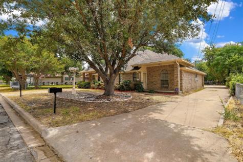 2119 Loy Street Sherman TX 75090